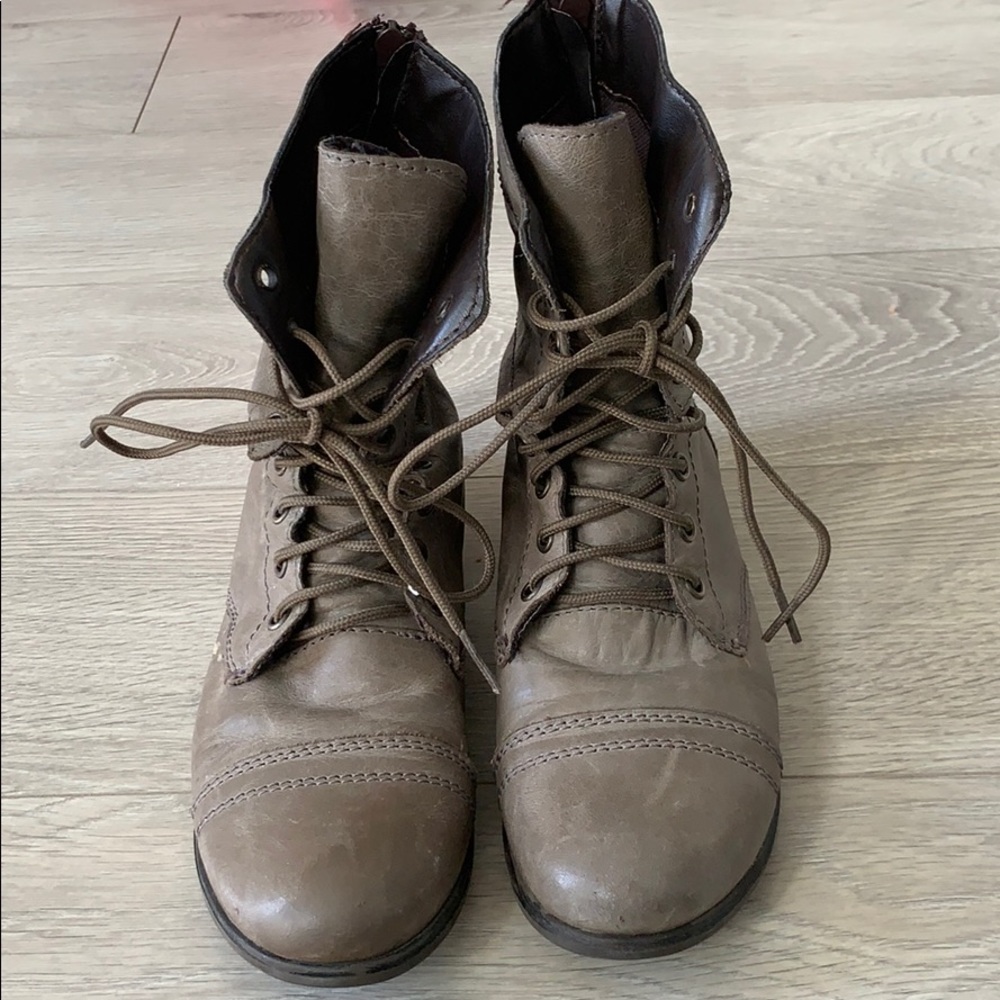 Steve Madden  combat boots